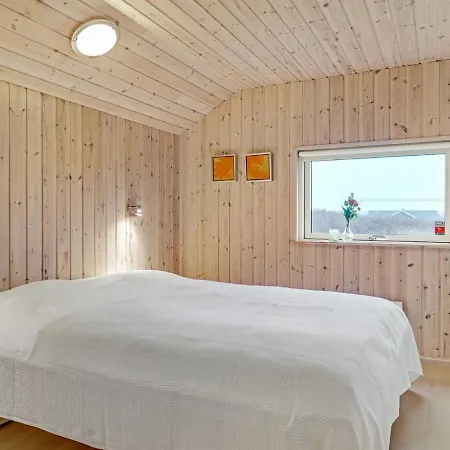 Holiday home Mattis - 650m From The Sea In Nw Jutland By Interhome